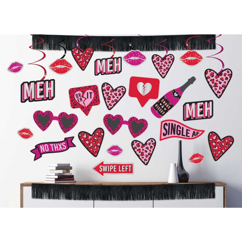 Anti Valentines Decorating Kit